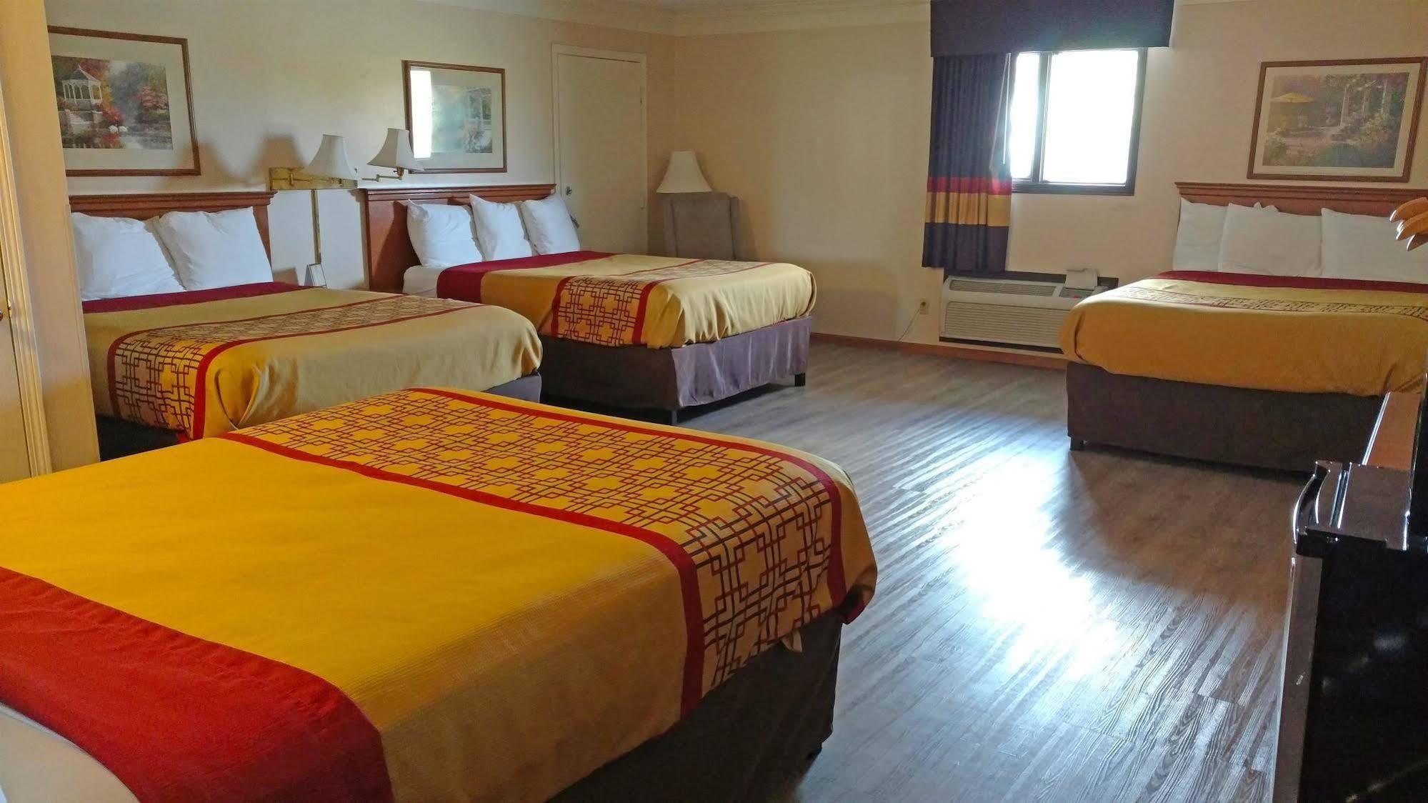 Americas Best Value Inn & Suites Thief River Falls Kültér fotó