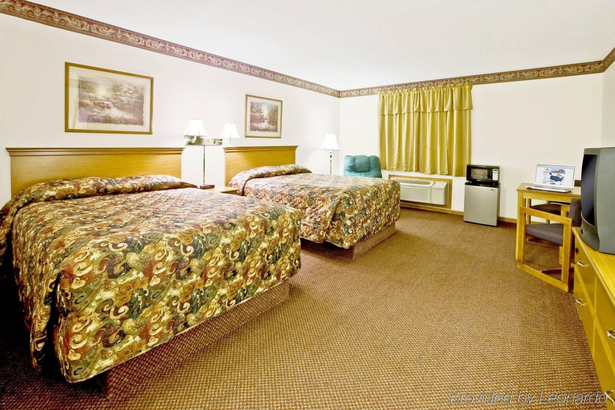 Americas Best Value Inn & Suites Thief River Falls Kültér fotó