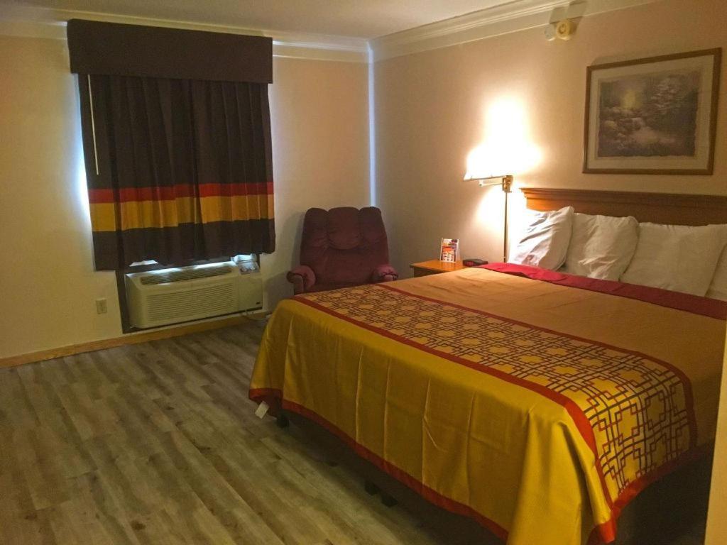 Americas Best Value Inn & Suites Thief River Falls Kültér fotó
