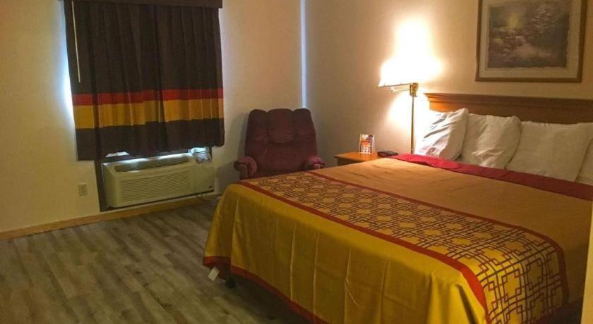 Americas Best Value Inn & Suites Thief River Falls Kültér fotó