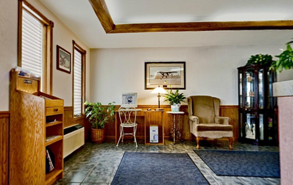 Americas Best Value Inn & Suites Thief River Falls Kültér fotó